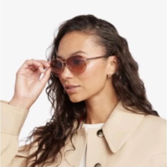 NWT: Kate Spade ♠️ Emmaline Sunglasses in Rose Gold 😎 - Picture 4 of 5